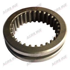 Coupling Main Shaft Connecting suitable for Ford & Fordson -  81804738  957E7106