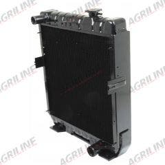 Radiator suitable for Case International -  3399812R1  3399812R2